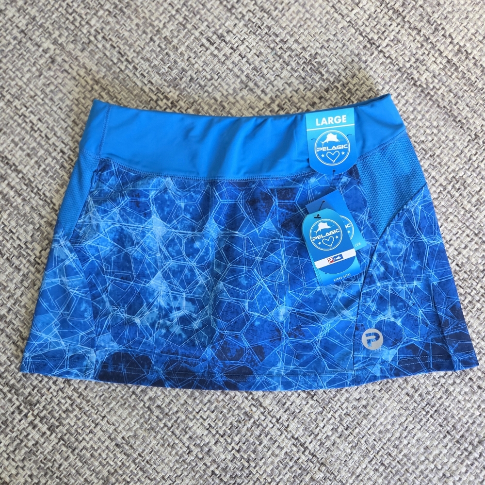 Pelagic Oceanflex Bahama Active Skort NWT